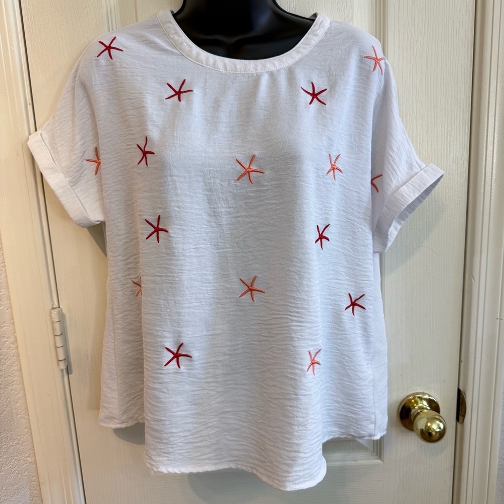 Ava & Grace White Top with Red Starfish Embroidery